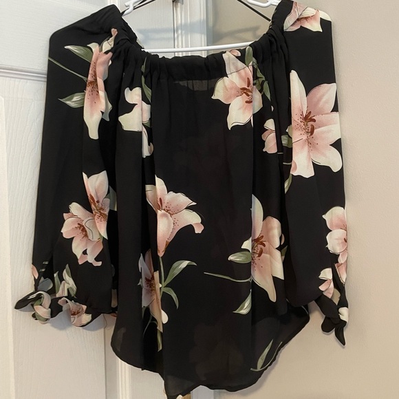 Floral Dressy Top - Picture 1 of 3